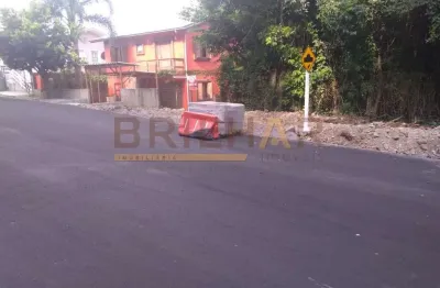 Terreno à venda na Rua Flávio Francisco Bellini, Salgado Filho, Caxias do Sul
