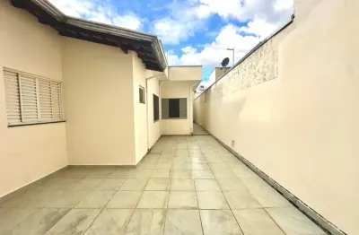Casa à Venda em Condomínio Fechado – Ilha das Águas, Salto/SP