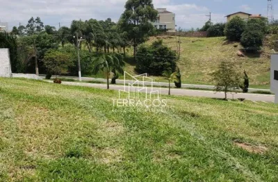 Terreno em aclive à venda em condomínio de alto padrâo em itupeva sp.