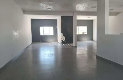 Casa comercial 3 salões com banheiro , próx a rua valter boveri do número 251