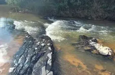 Fazenda à venda no Centro, Unaí 