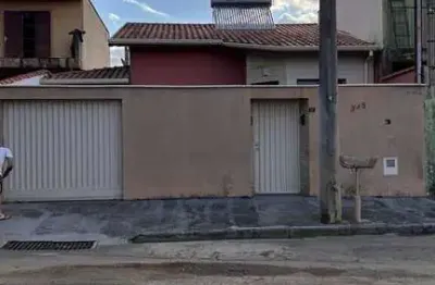 Casa à venda no bairro jardim itamaraty ii - poços de caldas/mg
