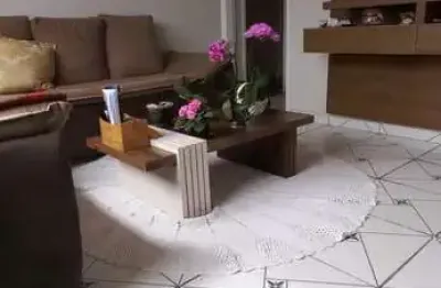 Casa à venda no bairro jardim ipê - poços de caldas/mg