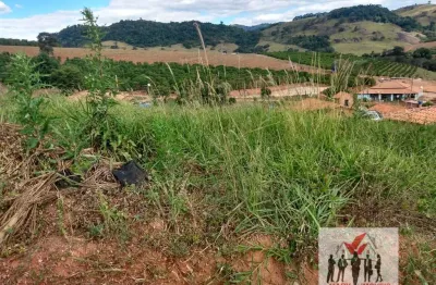Terreno à venda no Centro, Ibitiúra de Minas 
