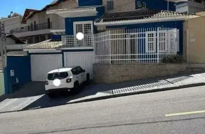 Casa à venda no bairro parque vivaldi leite ribeiro - poços de caldas/mg