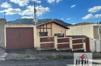 Casa com 2 quartos à venda no Centro, Poços de Caldas 