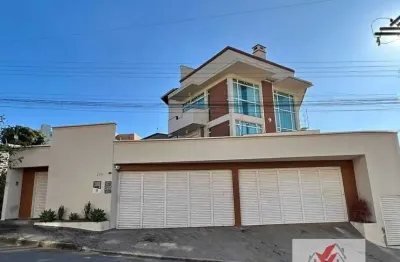 Casa com 5 quartos para alugar no Jardim Europa, Poços de Caldas 