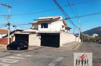 Casa com 3 quartos à venda no Jardim Santa Rosália, Poços de Caldas 