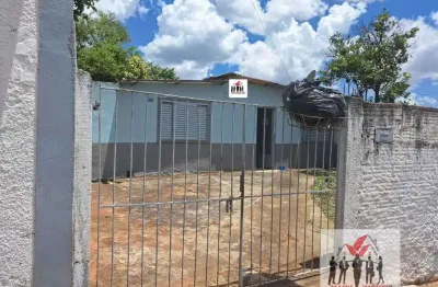 Casa à venda no bairro Conjunto Habitacional Pedro Afonso Junqueira - Poços de Caldas/MG