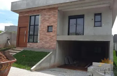 Casa de alto padrão com 02 pavimentos a venda localizada condominio residencial moscês - colombo