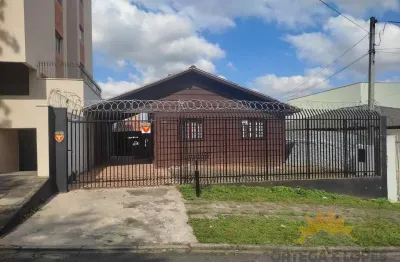 Vendo casa 03 dormitórios localizada no bairro tingui – curitiba