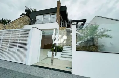 Casa com 3 quartos à venda na Rua Jarí, 107, Pedra Branca, Palhoça