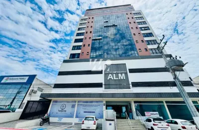 Sala comercial à venda na Rua Najla Carone Guedert, 838, Pagani, Palhoça