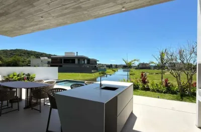 Casa 3 Suítes Fundos Lago no Reserva da Pedra - Pedra Branca - mrt