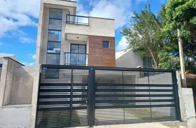 Sobrado em Condomínio para Venda em Curitiba, Capão Raso, 3 dormitórios, 2 suítes, 5 banheiros, 2 vagas