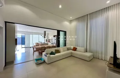 Golden park residence - casa exclusiva no condomínio golden park: essa tem um quintal que é possível até jogar um futebol com os filhos e amigos!!!