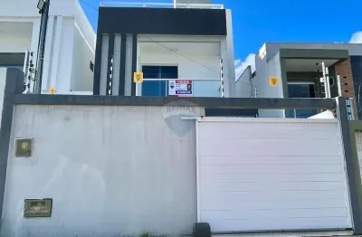 Casa com 3 quartos sendo 3 suítes em carapibus - conde pb.