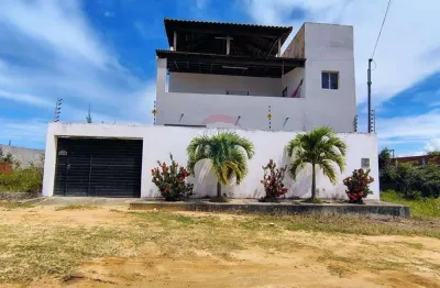 Casa com piscina e uma bela vista da cobertura em carapibus, conde - pb
