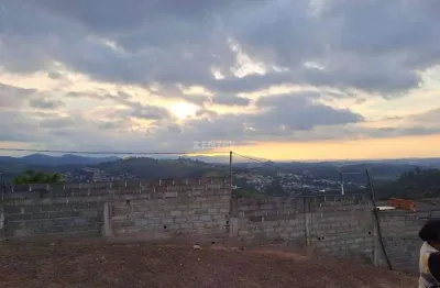 Casa a venda com 997m² sendo que 182m² , área  construída com 2 quartos na  vila constança (botujuru), campo limpo paulista, sp,