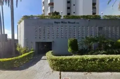 Exelente apartamento à venda ou permuta, no edifício maison morumbi em jundiaí,com 211m² total,apenas 1 torre no condomínio,3 dormitórios(sendo 1 suíte) 1 lavabo,1 banheiro social,2 vagas cobertas.