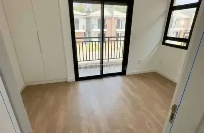 Lindo e novo sobrado em condomínio com lazer, 2 suítes,  sala 2 ambientes,  cozinha, lavanderia,  varanda, quintal e 2 vagas no bairro jd. carolina,  jundiaí-sp
