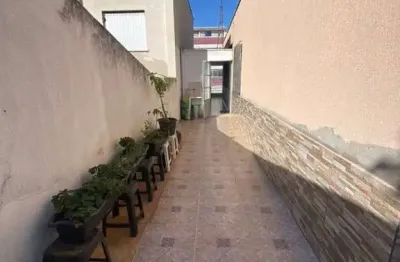 Belíssima casa à venda, com 4 dormitórios(sendo 1 suíte ) garagem para 3 carros,363m²,aceita permuta com:casa,chácara,apartamento de menor valor: anhangabaú, jundiaí, sp