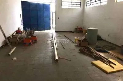 Galpão comercial para locação com 3 salas, 2 banheiros no 2° pavimento, 252m2 at no bairro vila galvão em jundiaí/sp