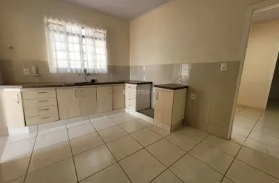 Casa comercial para alugar com 2 quartos, 100 m² – bela vista, jundiaí/sp – r$ 2.800/mês