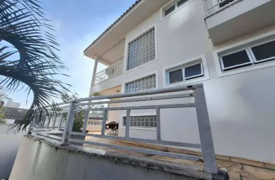 Casa á venda jd. ana maria r$ 1.300.000,00 3 suítes com piscina