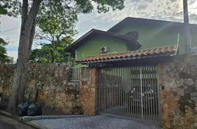 Casa com 3 quartos e 5 banheiros à venda, 275 m² por r$ 1.690.000,