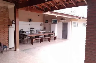 Ótima casa com salão comercial e amplo quintal – vila das hortências | jundiaí