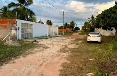 Terreno à venda na Praia das Fontes, Beberibe 