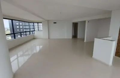 Apartamento 3 dormitórios à venda no bairro centro com 189 m² de área privativa - 1 vaga de garagem
