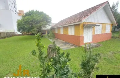 Casa com 3 quartos à venda na Avenida Flores Da Cunha, 1195, Centro, Tramandaí