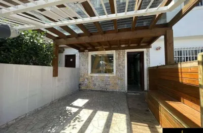 Casa com 2 quartos à venda na Rua Frederico Westphalen, 755, Centro, Imbé