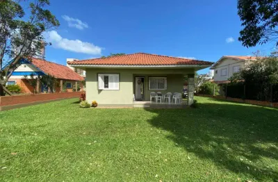 Casa 4 dormitórios à venda no bairro centro com 170 m² de área privativa