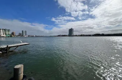 Casa 3 dormitórios à venda no bairro barra com 130 m² de área privativa - 2 vagas de garagem