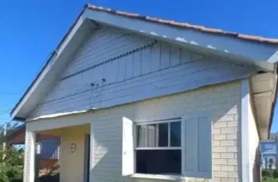 Casa com 4 quartos à venda na Tristão Monteiro, 750, Zona Nova, Tramandaí