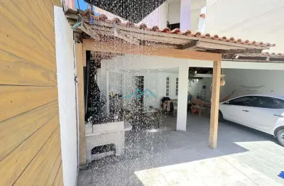 Casa à venda em Florianópolis, Balneário, com 4 quartos, com 150 m²