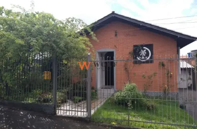 Casa com 3 quartos à venda na prof maria madalena de moura ferro, 205, estreito, florianópolis por r$ 799.900