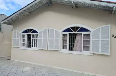 Casa com 3 quartos à venda na paula ramos,., 246, capoeiras, florianópolis por r$ 800.000
