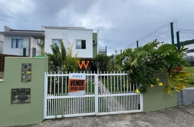 Casa com 3 quartos à venda na rua fernando bauther da silva, 94, ingleses do rio vermelho, florianópolis por r$ 585.000