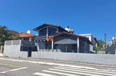 Casa com 4 quartos à venda na rua da concórdia, 220, balneário, florianópolis por r$ 2.150.000