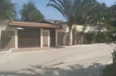 Vendo lindo chalé na ilha de guaratiba impecável excelente  localização