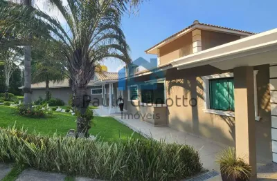 Casa c/ cinema, beach tennis, sauna, piscina e porteira fechada!