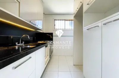 Casa em condomínio fechado com 3 quartos à venda na rua upamaroti, cristal, porto alegre por r$ 642.000