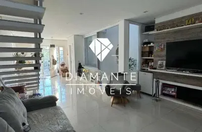 Casa com 3 quartos à venda na rua hilário gonçalves pinha, hípica, porto alegre por r$ 549.000