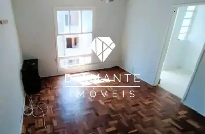 Apartamento com 1 quarto à venda na rua professor carvalho freitas, teresópolis, porto alegre por r$ 140.000