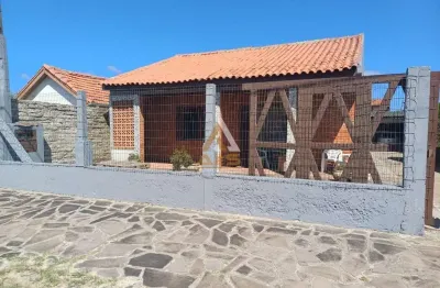 Casa com 3 quartos à venda na rua osvaldo aranha, 5015, nazaré, cidreira, 200 m2 por r$ 216.000