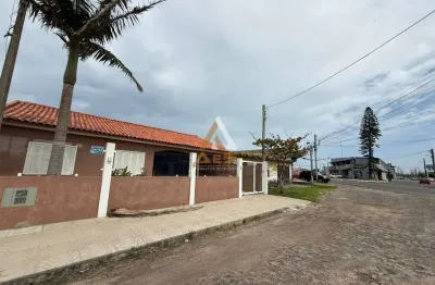Casa com 3 quartos à venda na Rua Ajaecyr Nunes Da Silveira, 4508, Centro, Cidreira